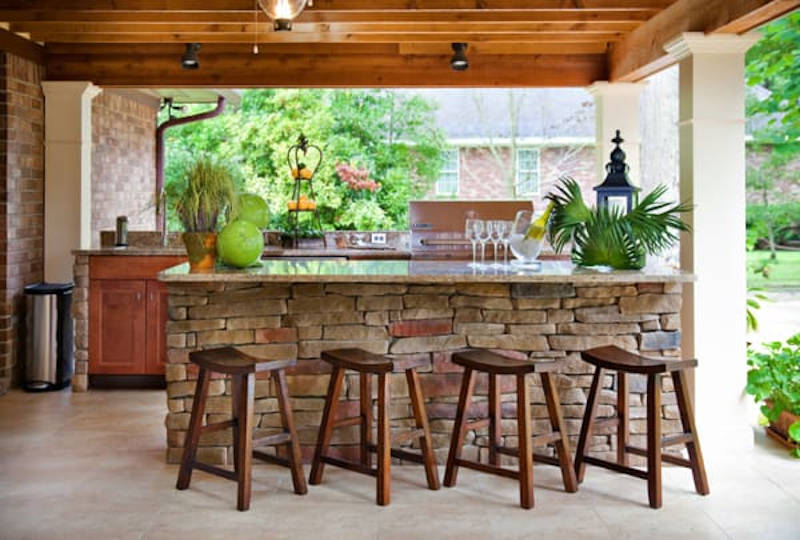 How To Design The Perfect Outdoor Kitchen