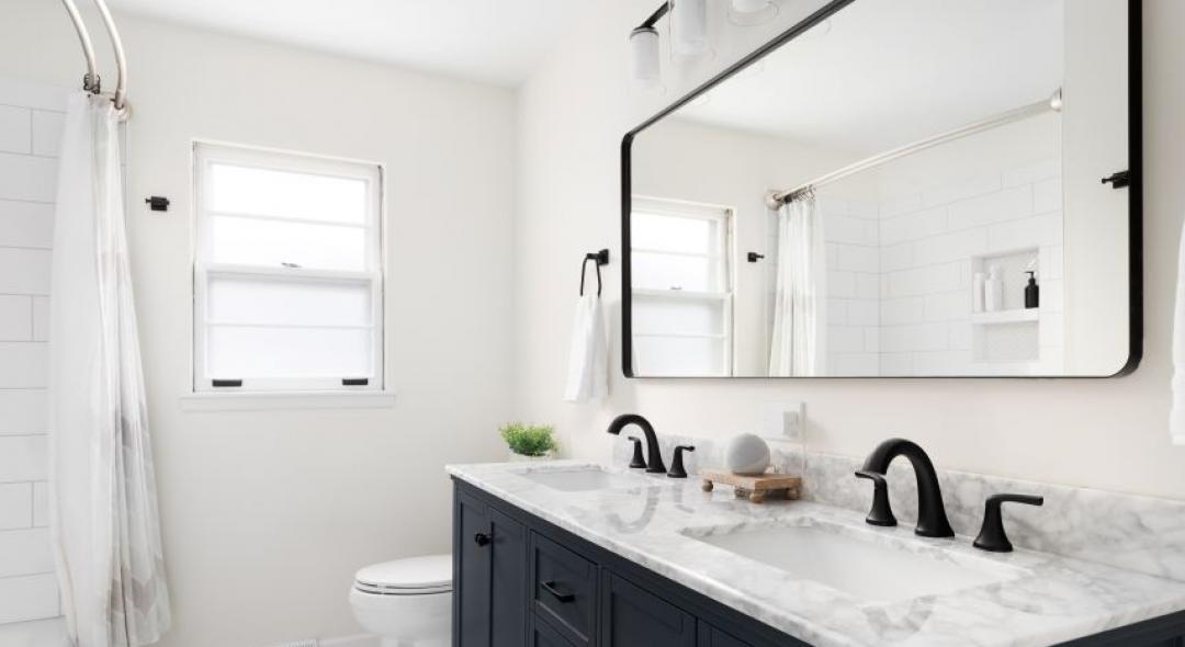 Give Your Bathroom a Fresh New Look: 6 Amazing Tips