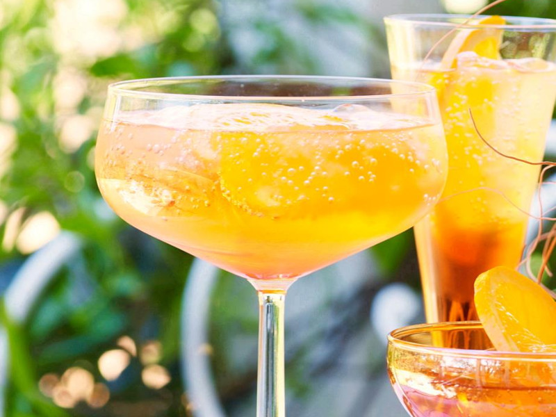 20 Big-Batch Drinks for Your New Year’s Eve Party 