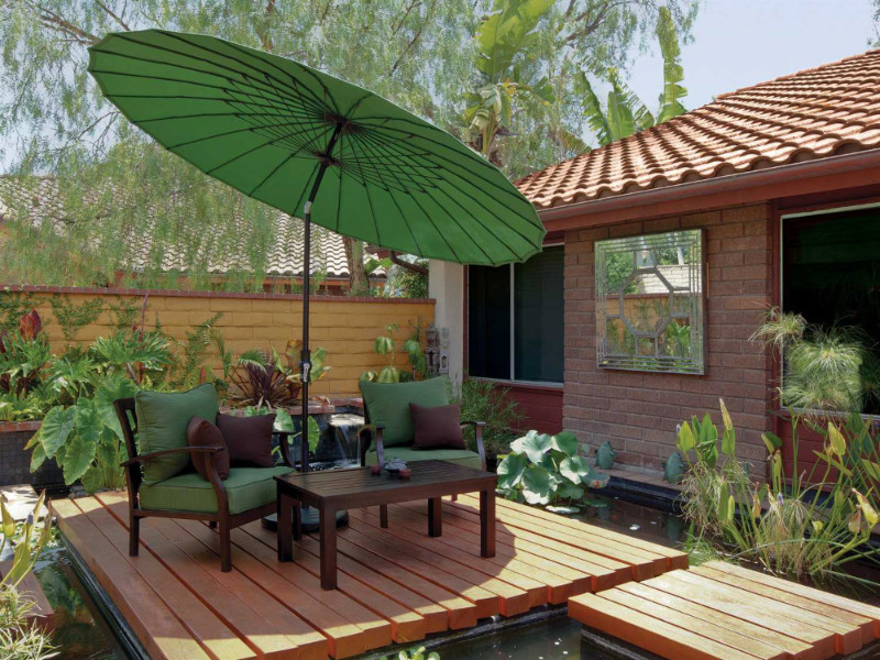 Patio umbrellas require no installation and can be stored away. Source: Fresh Patio