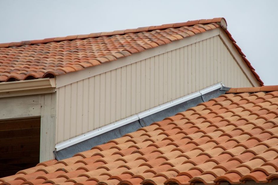 Image of a step flashing on a roof