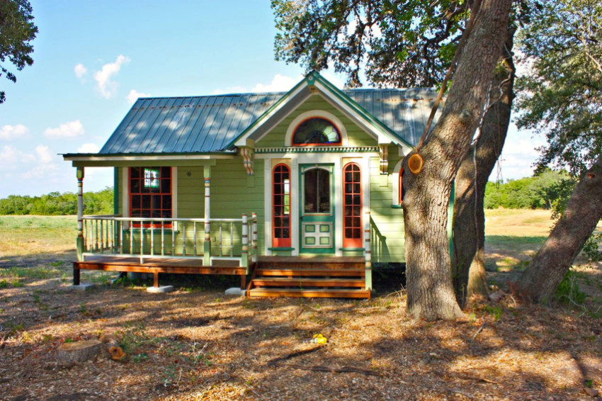 This home has a beautiful antique look. Source: Tiny Home Tour