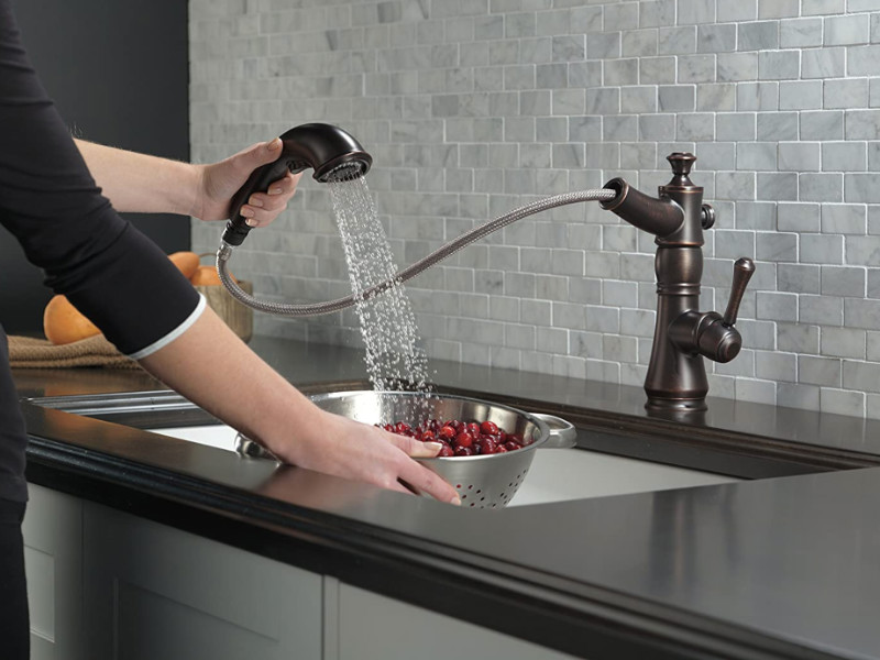 7 Types of Faucets To Consider For Your Kitchen