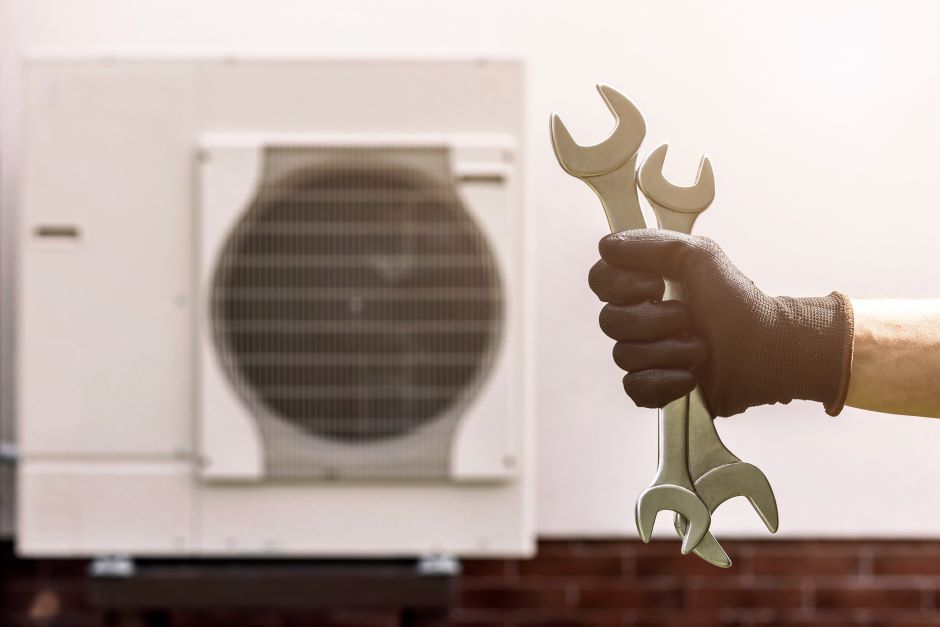 Air conditioner duct repair tips