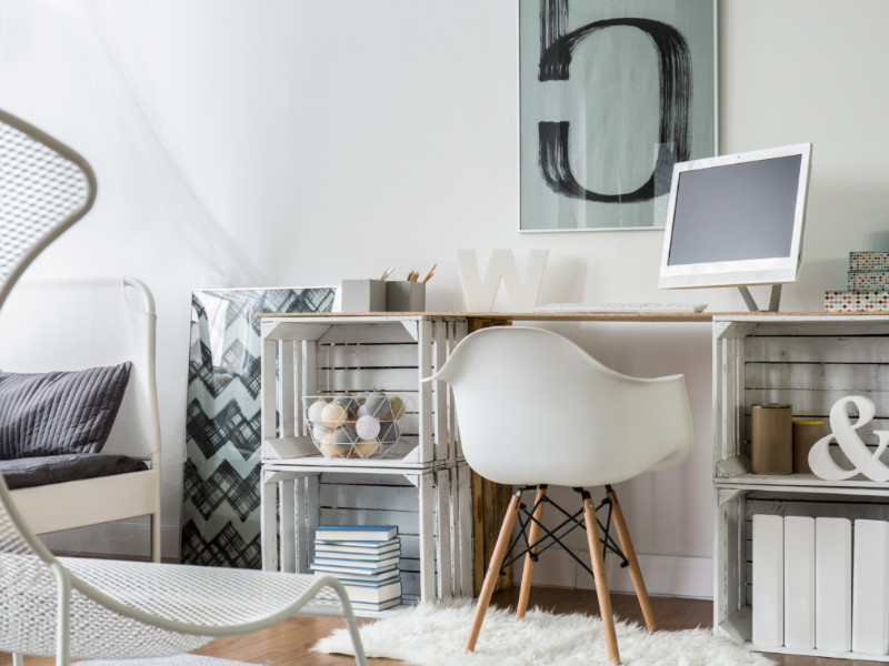 The Best Way to Combine a Home Office and a Guest Bedroom